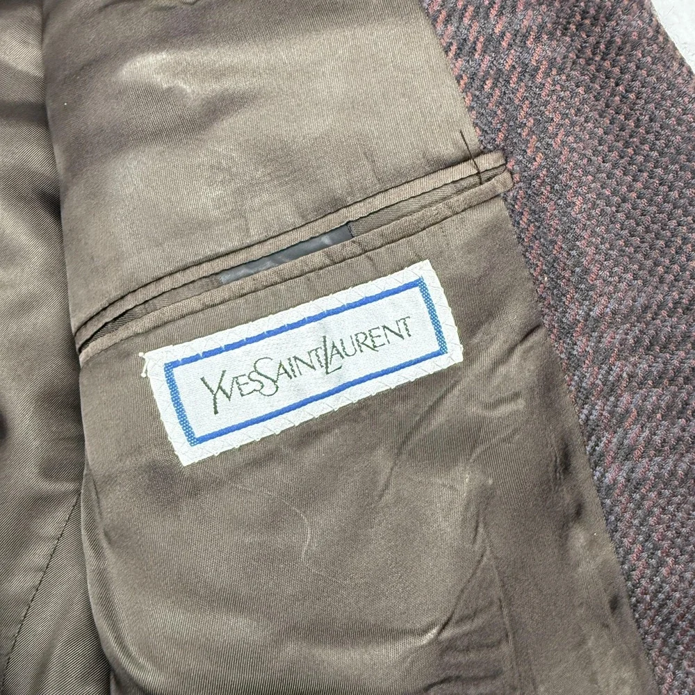 Yves Saint Laurent please read
